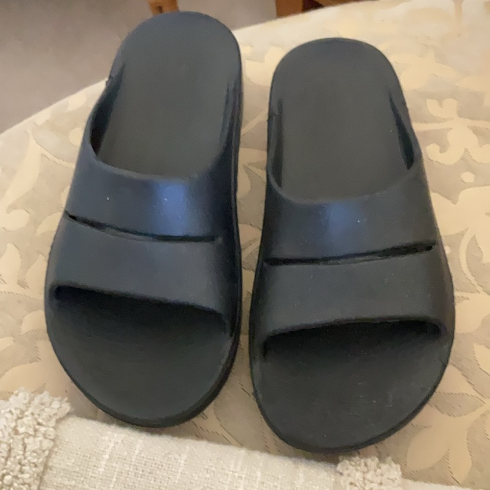 OOFOS Adults' OOahh Recovery Sport Slides
Unisex M 12 W 10 - Picture 5 of 11